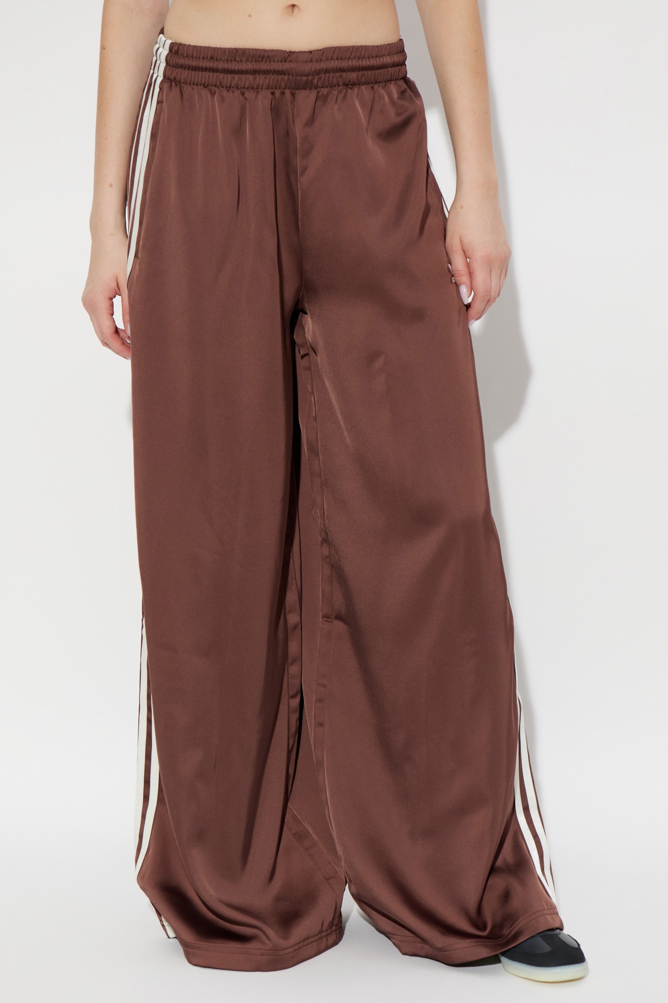 ADIDAS Originals Sweatpants with logo | Women's | Vitkac